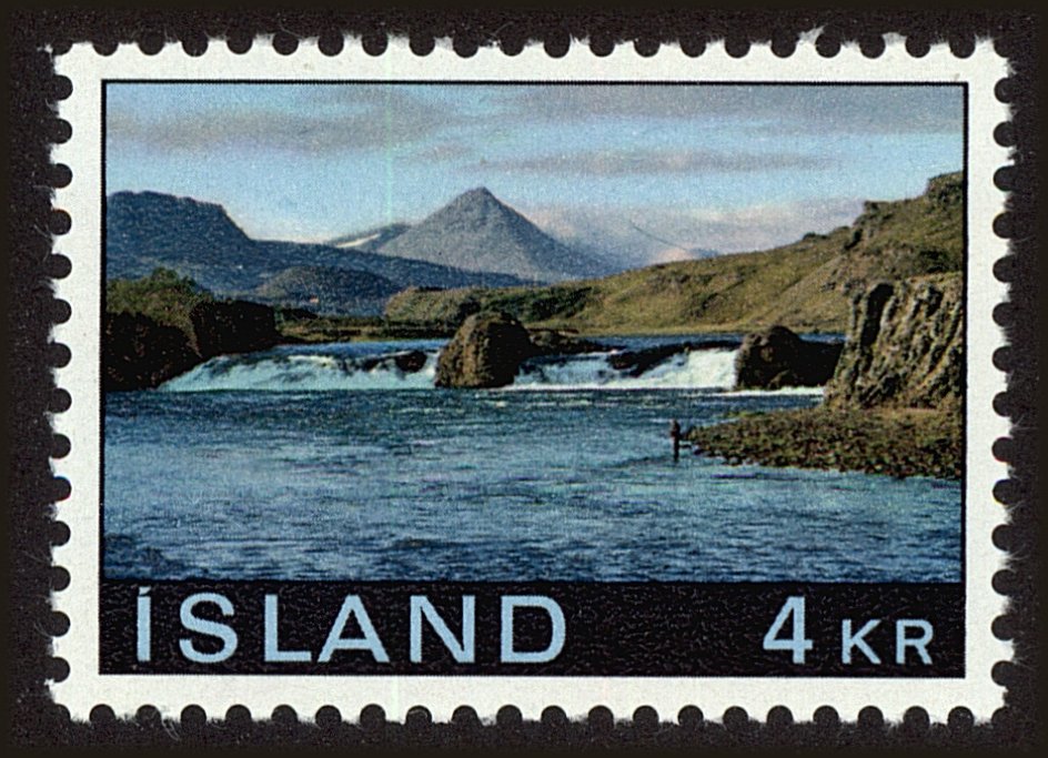 Front view of Iceland 413 collectors stamp