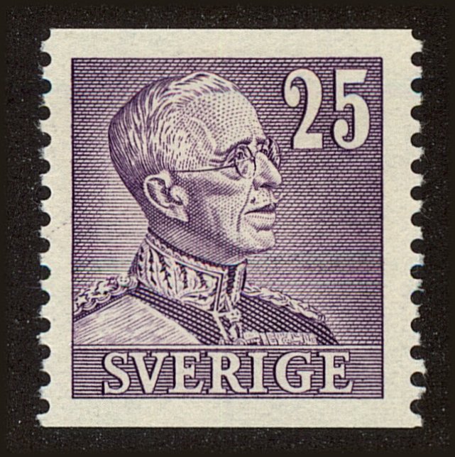 Front view of Sweden 393 collectors stamp