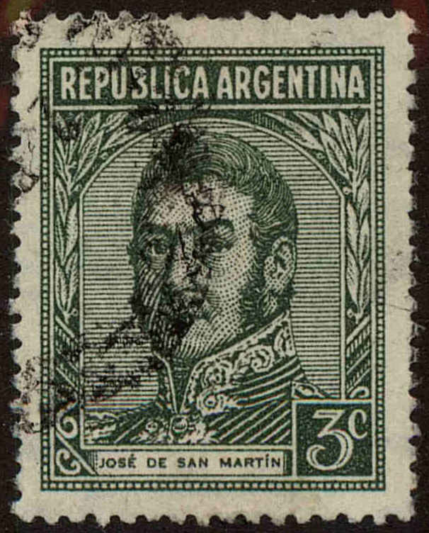 Front view of Argentina 422 collectors stamp