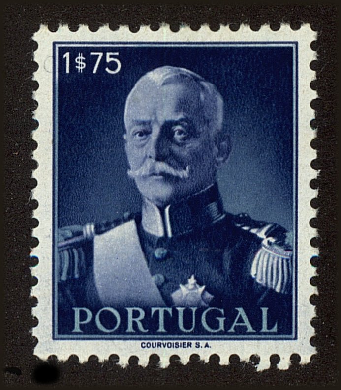Front view of Portugal 655 collectors stamp