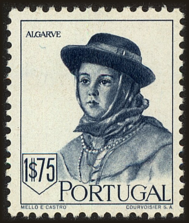 Front view of Portugal 680 collectors stamp