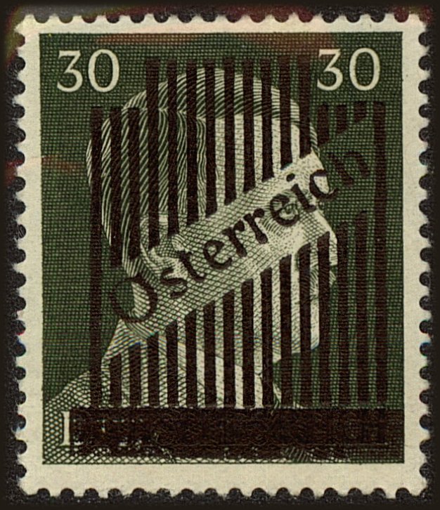 Front view of Austria 403 collectors stamp