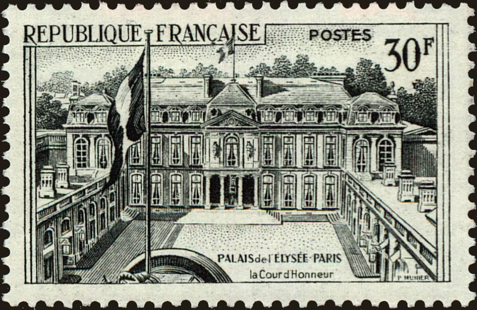 Front view of France 907 collectors stamp