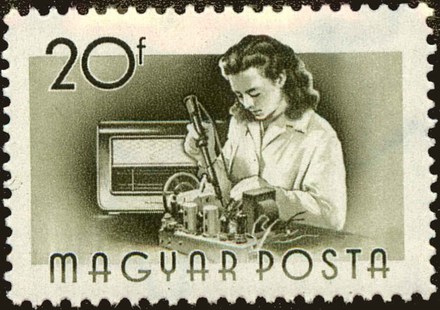 Front view of Hungary 1119 collectors stamp