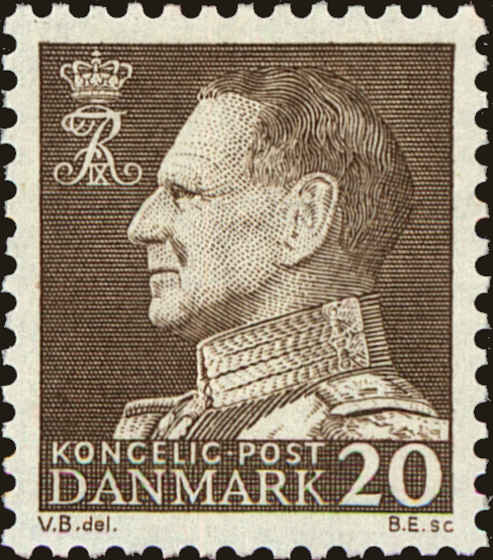 Front view of Denmark 383 collectors stamp