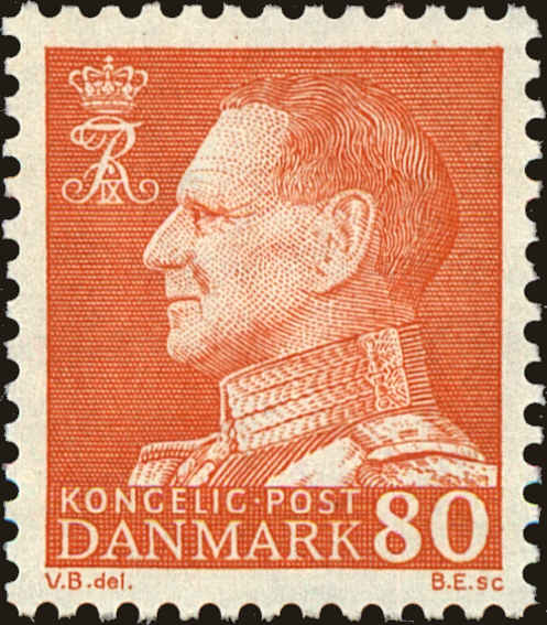 Front view of Denmark 392 collectors stamp