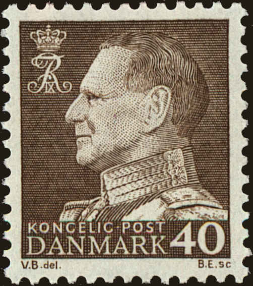 Front view of Denmark 417 collectors stamp