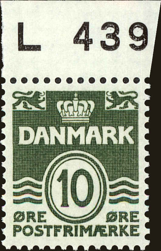 Front view of Denmark 318 collectors stamp