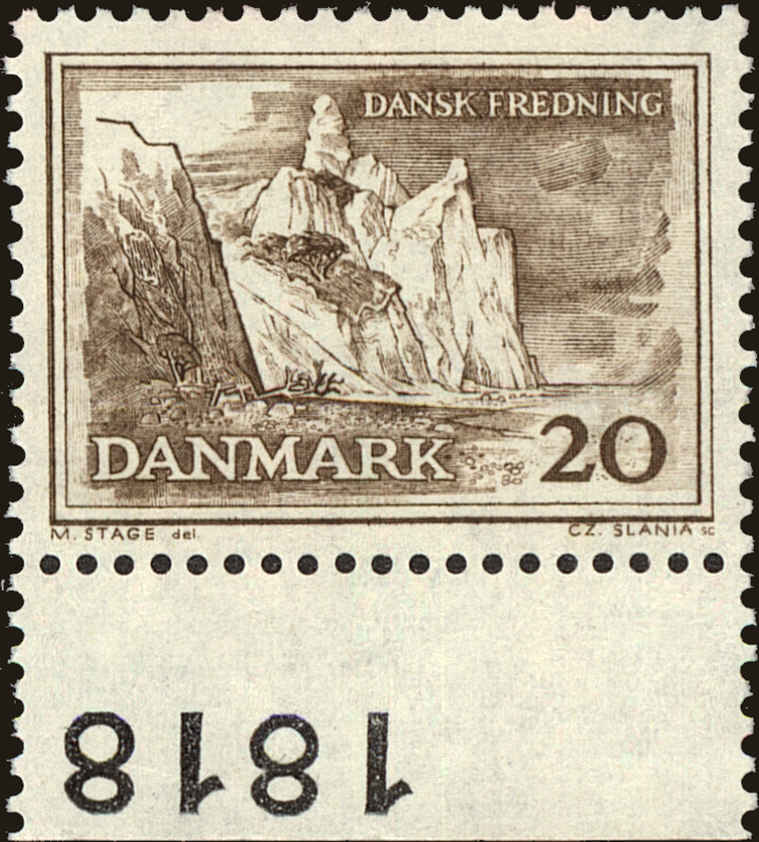 Front view of Denmark 405 collectors stamp