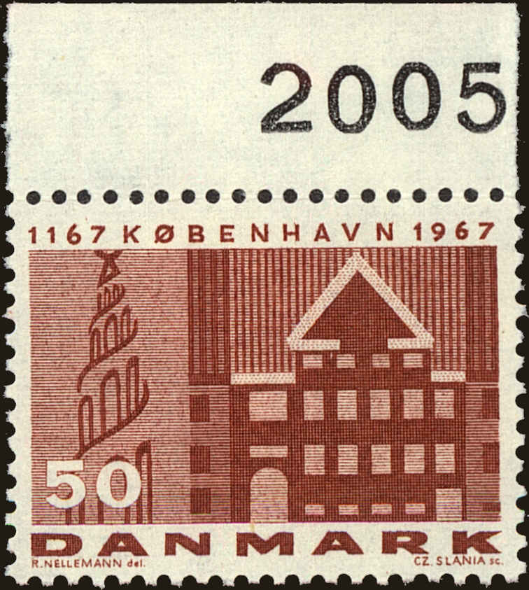 Front view of Denmark 434 collectors stamp