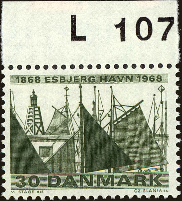 Front view of Denmark 447 collectors stamp