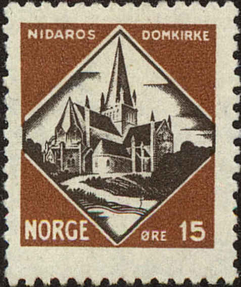 Front view of Norway 151 collectors stamp