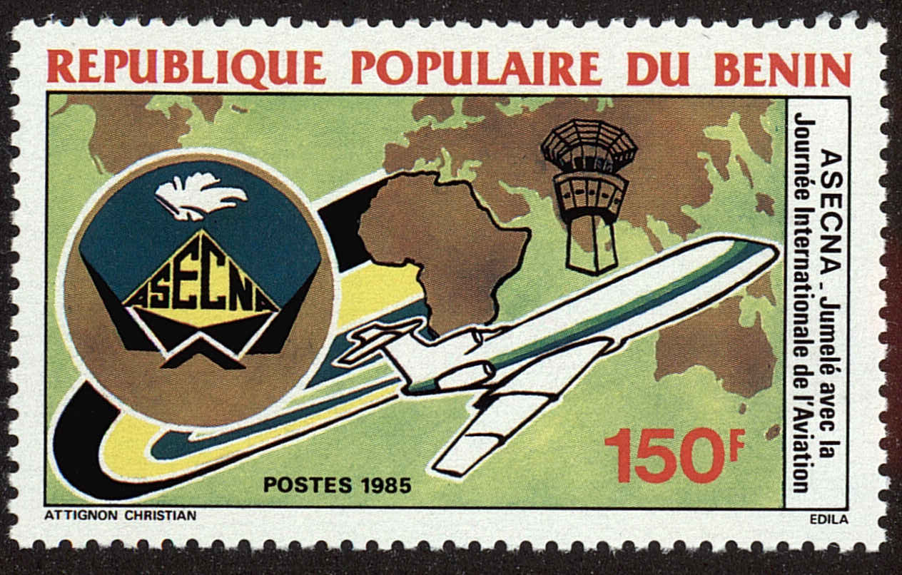 Front view of Benin 602 collectors stamp