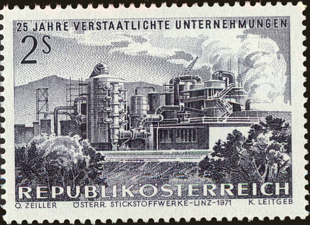 Front view of Austria 909 collectors stamp