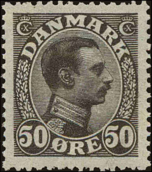 Front view of Denmark 122a collectors stamp