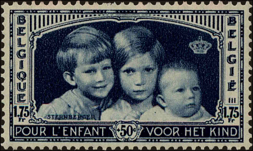Front view of Belgium B165 collectors stamp