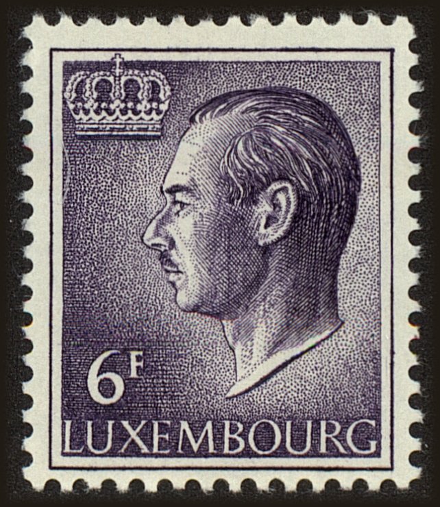 Front view of Luxembourg 428 collectors stamp