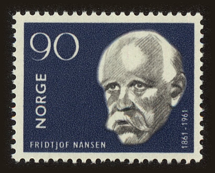 Front view of Norway 397 collectors stamp