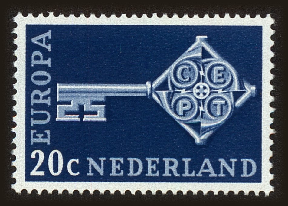 Front view of Netherlands 452 collectors stamp
