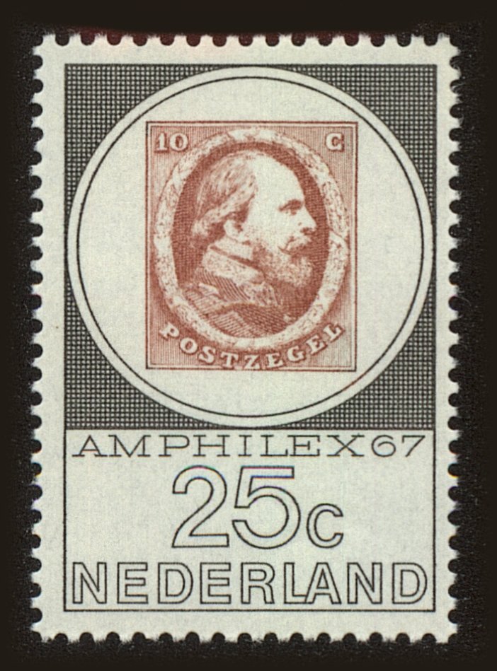 Front view of Netherlands 449 collectors stamp