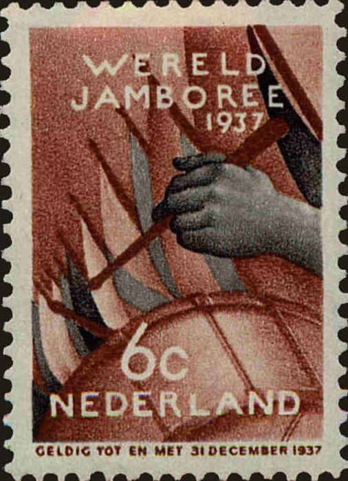 Front view of Netherlands 207 collectors stamp