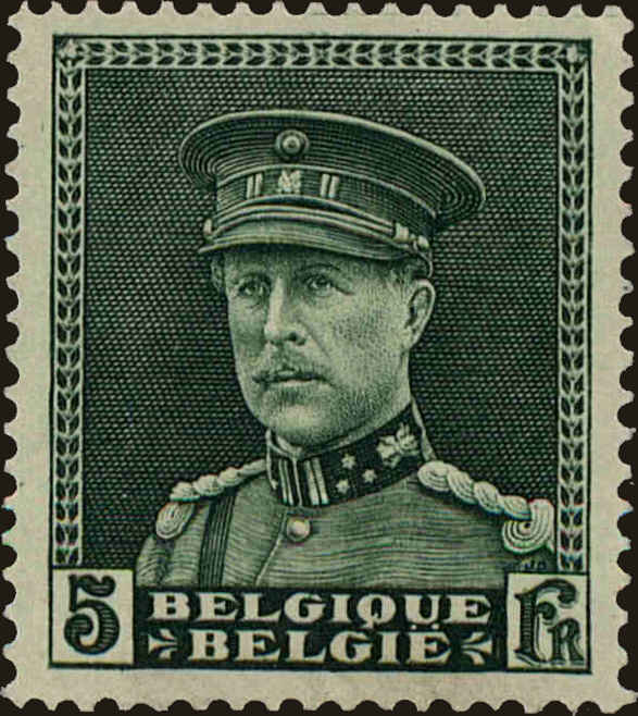 Front view of Belgium 235 collectors stamp