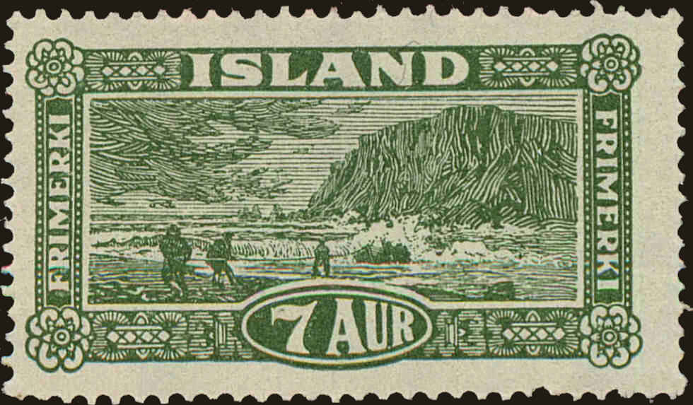 Front view of Iceland 144 collectors stamp