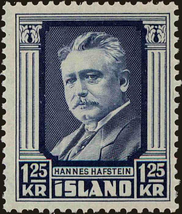Front view of Iceland 284 collectors stamp