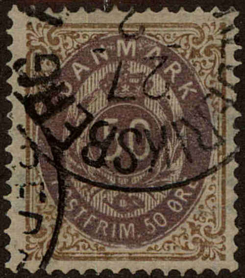 Front view of Denmark 33b collectors stamp