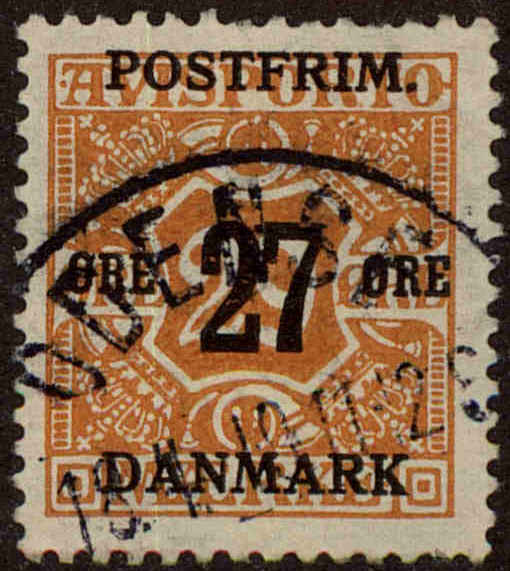 Front view of Denmark 151 collectors stamp