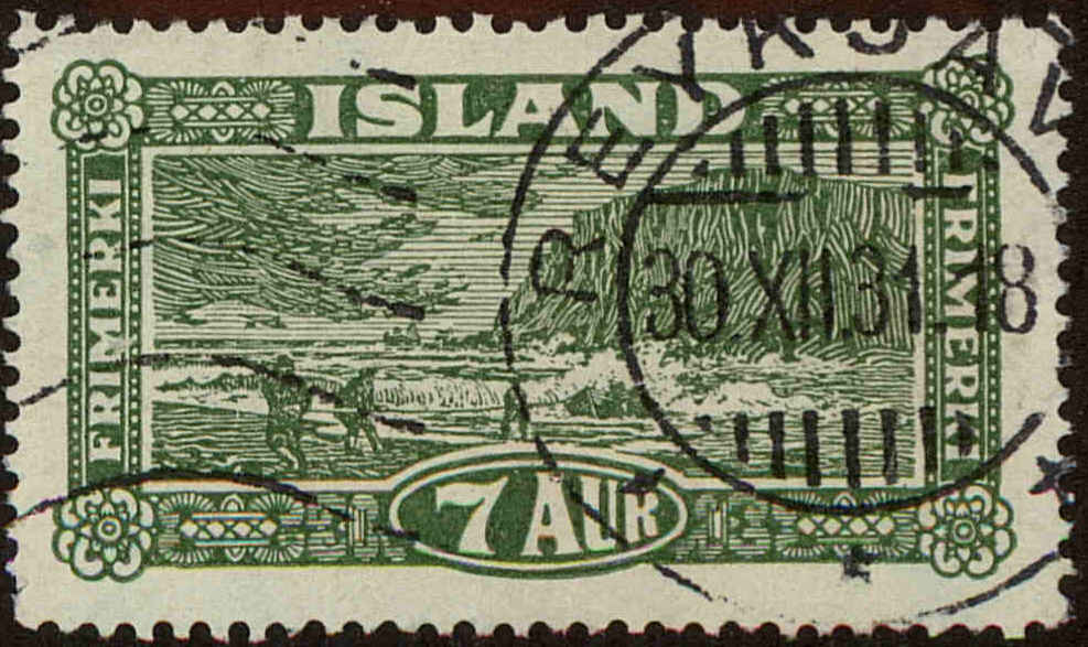 Front view of Iceland 144 collectors stamp