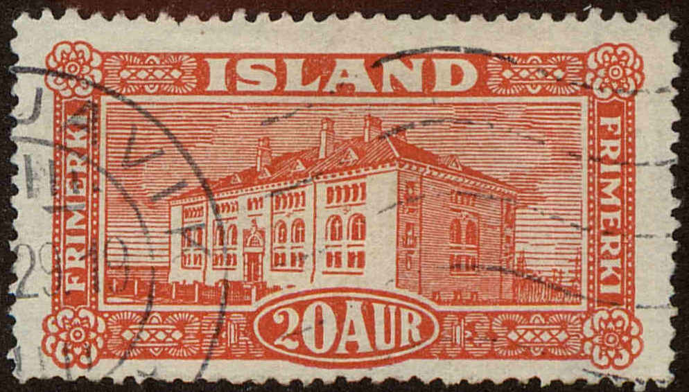 Front view of Iceland 146 collectors stamp