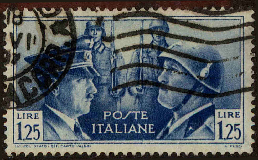 Front view of Italy 418 collectors stamp