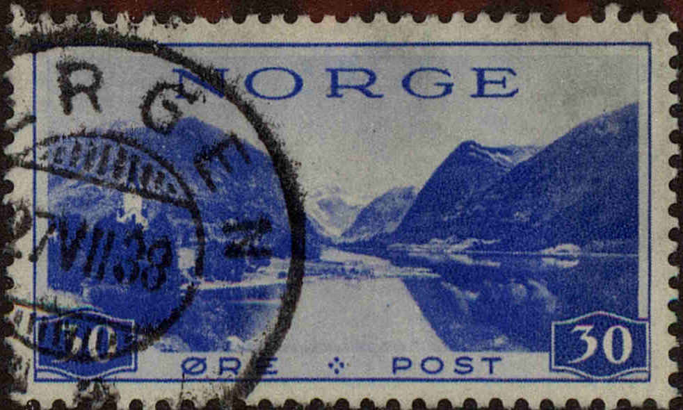 Front view of Norway 183 collectors stamp
