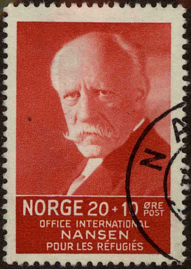Front view of Norway B7 collectors stamp