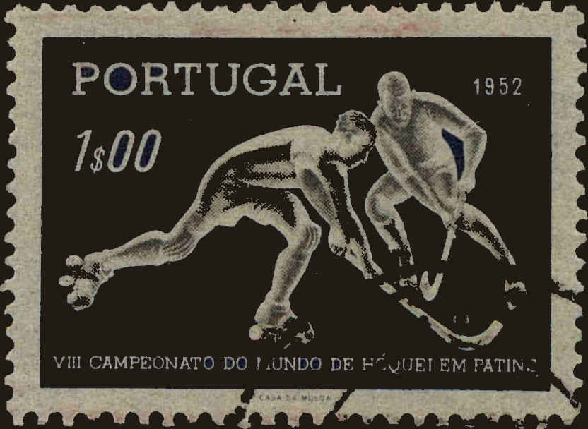 Front view of Portugal 749 collectors stamp