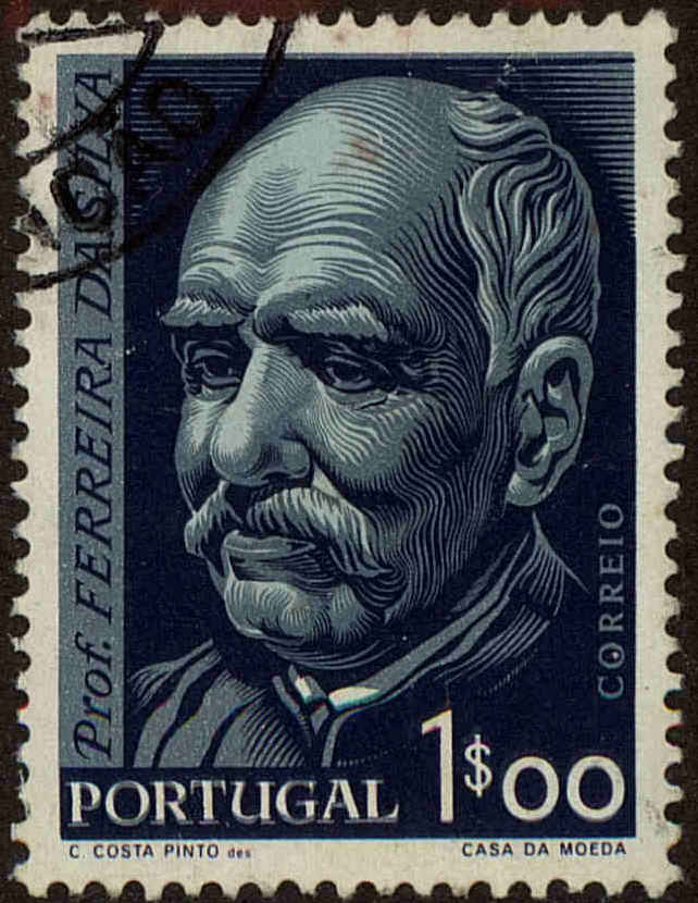 Front view of Portugal 816 collectors stamp