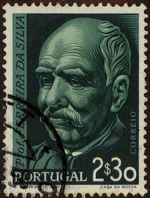 Front view of Portugal 817 collectors stamp