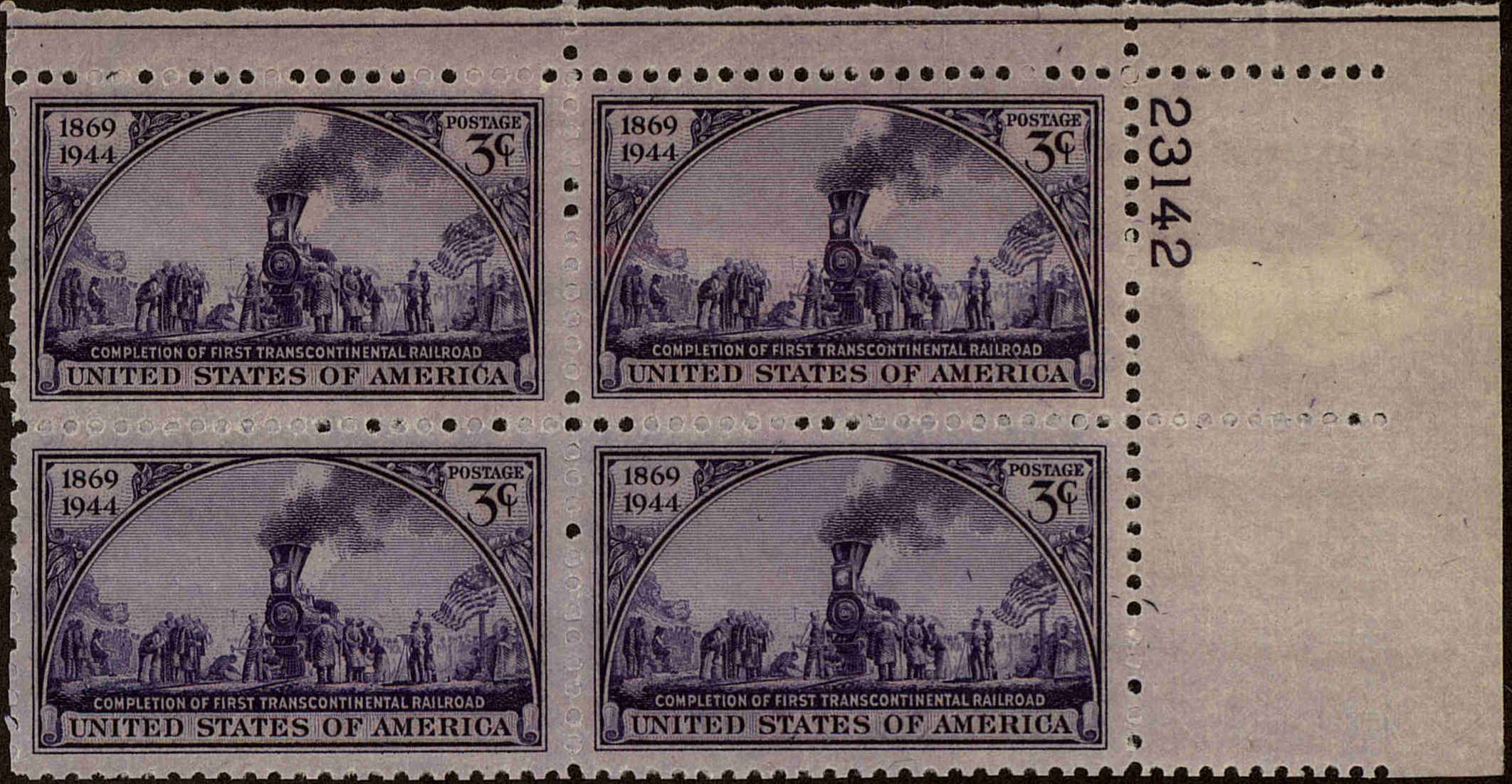 Front view of United States 922 collectors stamp