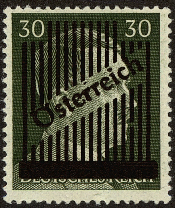 Front view of Austria 403 collectors stamp