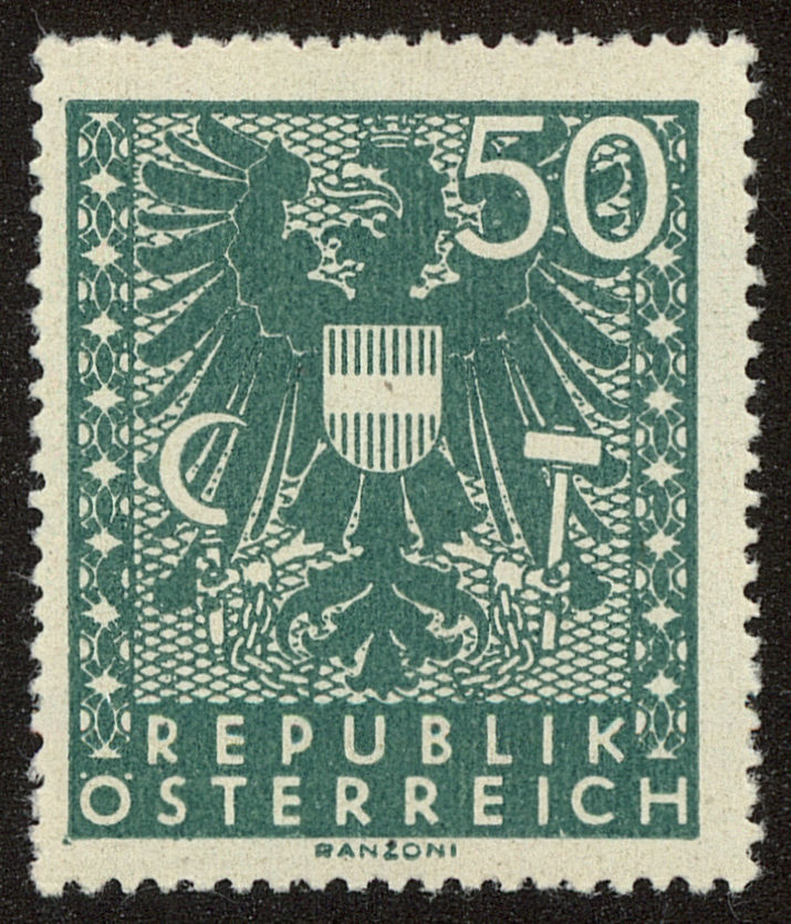 Front view of Austria 448 collectors stamp