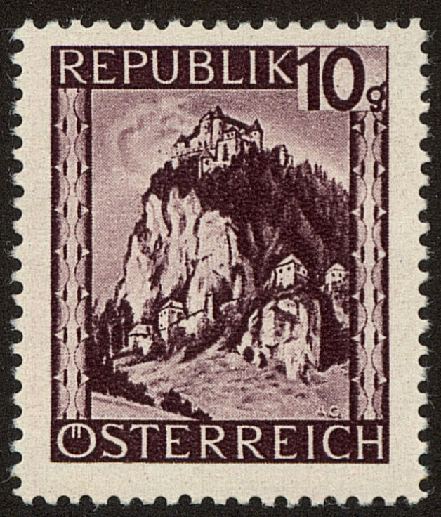 Front view of Austria 485 collectors stamp