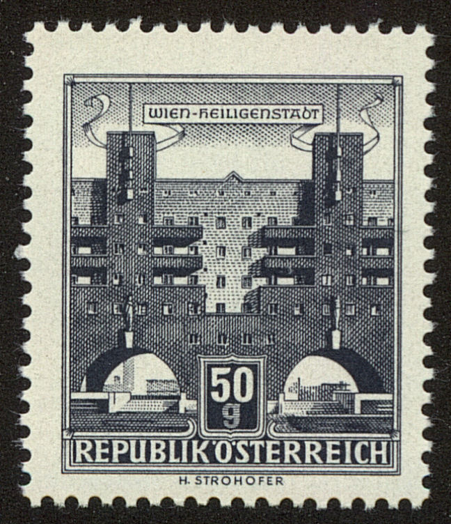 Front view of Austria 619 collectors stamp