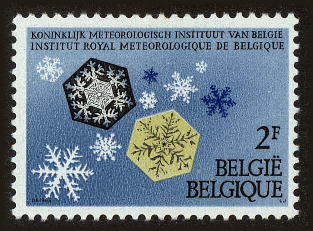 Front view of Belgium 666 collectors stamp