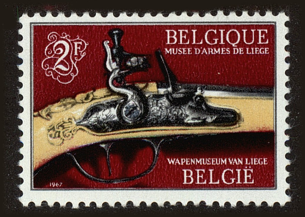 Front view of Belgium 681 collectors stamp
