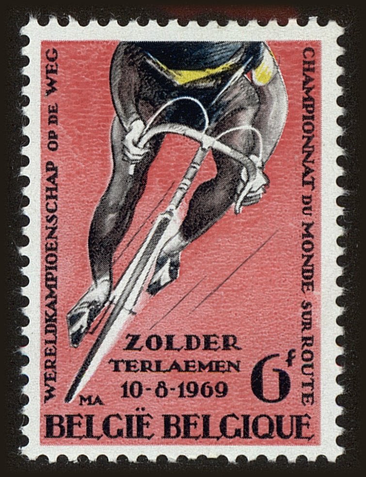 Front view of Belgium 722 collectors stamp