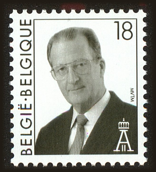 Front view of Belgium 1517 collectors stamp
