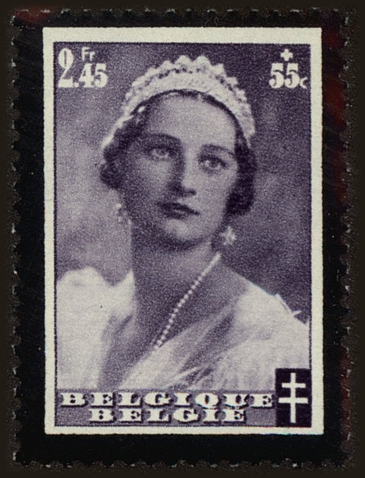 Front view of Belgium B177 collectors stamp