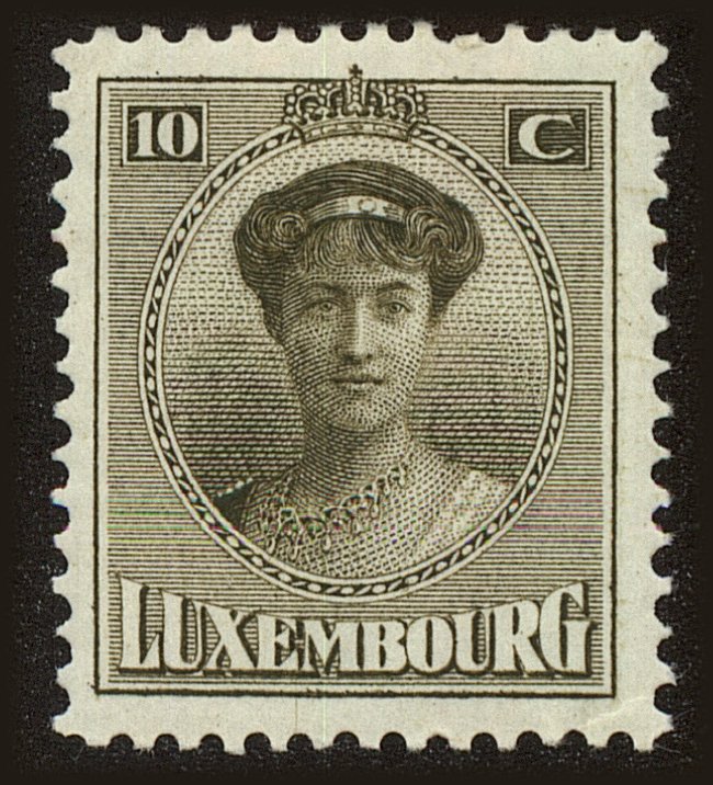 Front view of Luxembourg 135 collectors stamp