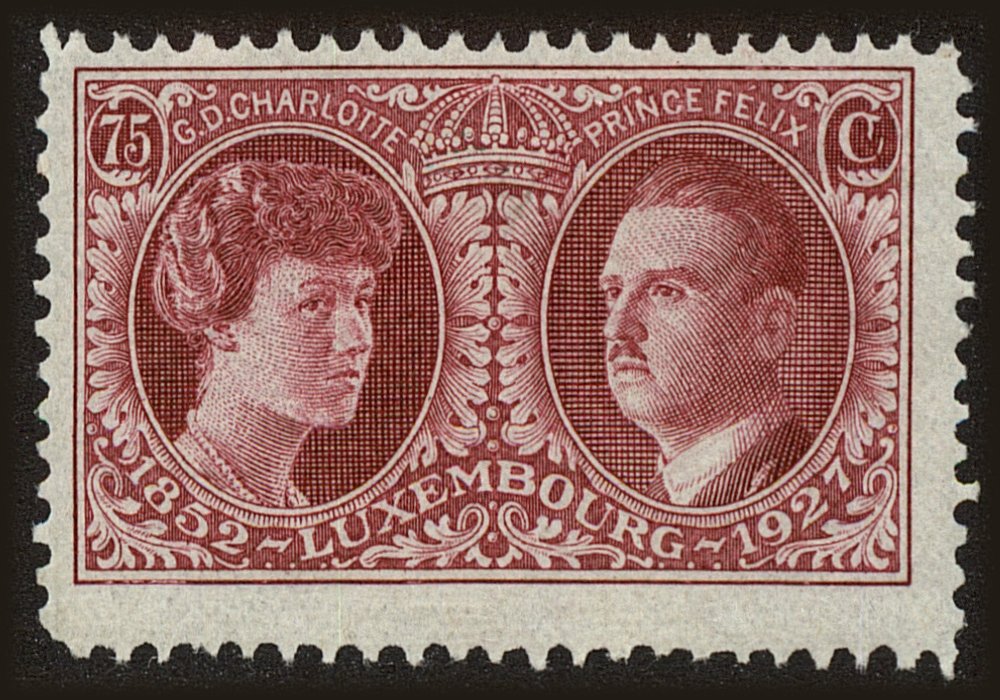 Front view of Luxembourg B22 collectors stamp